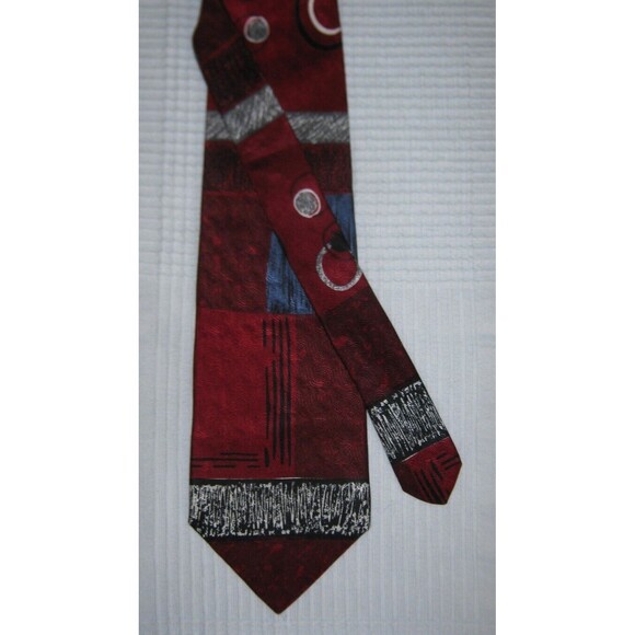 Cerruti CXIII Cool Red Black Blue Gray Necktie Abstract Patterned 100% Silk Tie - Picture 1 of 3